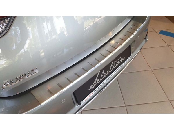 Протектор за задна броня за Toyota Auris II FL хечбек 2015-2019, двуслоен - серия 25 / Alu-Frost