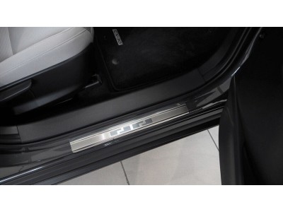 Протектори за прагове за Mazda CX-30 2019-, метални - серия 08 / Alu-Frost