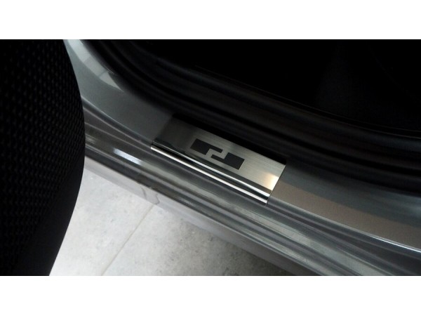 Протектори за прагове за Hyundai Elantra VII 2021-, метални - серия 08 / Alu-Frost