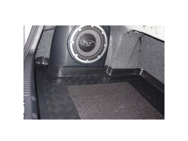 Стелка за багажник за Mitsubishi Lancer седан от 2007 със субуфер - Aristar Standard