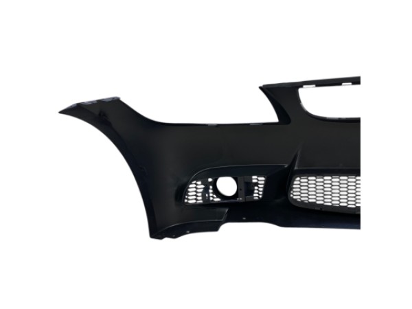 Предна броня за BMW E90 2005-2008 - М3 дизайн с отвори за халогени, без парктроник