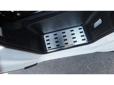 Метални протектори за стъпало за Citroen Jumper II / Peugeot Boxer II / Fiat Ducato III 2006-2014, серия 08 / Alu-Frost