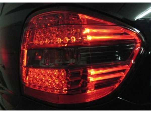 Диодни стопове за Mercedes ML W164 (05-11) Диодни стопове за Mercedes ML W164 (05-11)