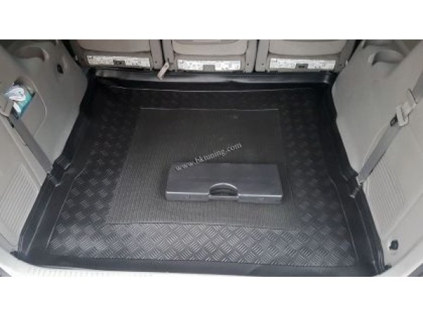 Стелка за багажник за Kia Carnival 2006-2014 при свален трети ред седалки - Aristar Standard