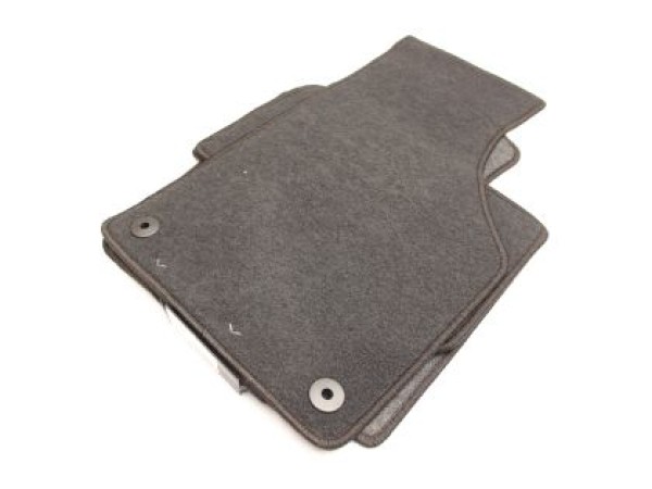 Мокетни стелки за VW Passat B6 / B7 2005-2014 с кръгли копчета - Petex Rex