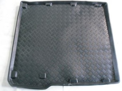 PVC стелка за багажник за Mercedes E-Klasa W210 1996-2002 Combi - M-Plast