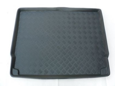 PVC стелка за багажник за Opel Astra J 2009-2015 hatchback - M-Plast