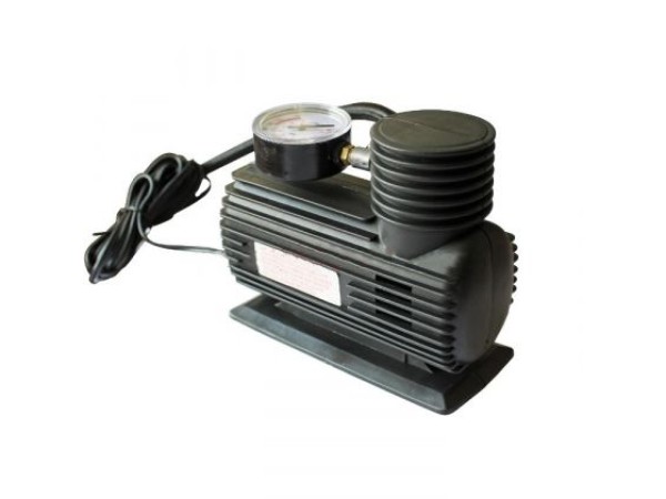 Компресор за гуми с манометър, 12V с букса за запалка