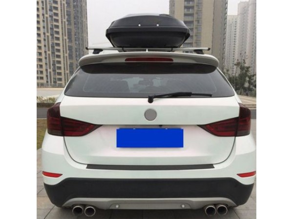 Спойлер антикрило за BMW X1 E84 2012-2015 - черен гланц Спойлер антикрило за BMW X1 E84 2012-2015 - черен гланц