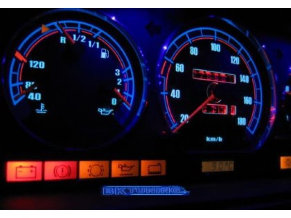 Плазмени циферблати MERCEDES W201 190E